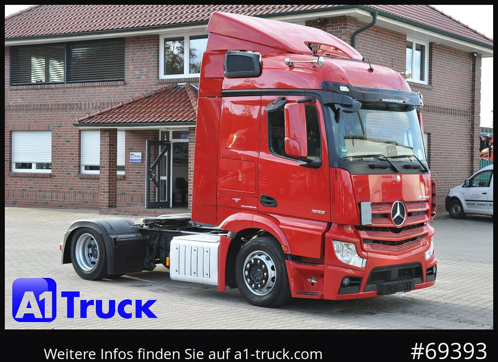 Cabeza tractora MERCEDES-BENZ Actros 1832, Lowliner, 1 Vorbesitzer