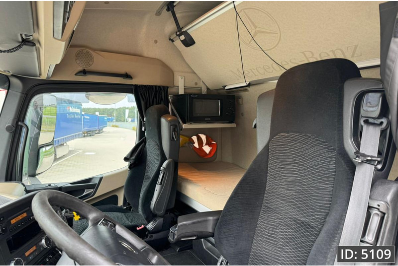 Cabeza tractora Mercedes-Benz Actros 1836 StreamSpace, Euro 6