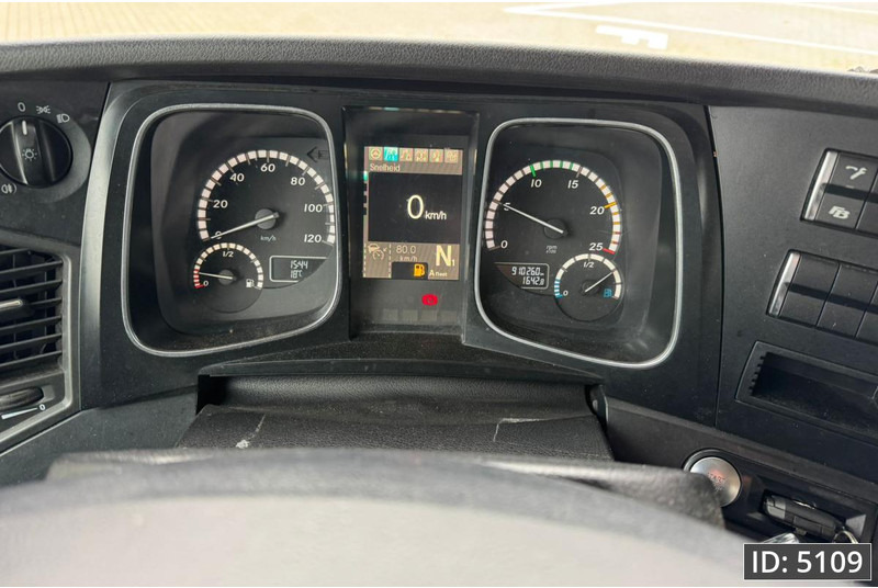 Cabeza tractora Mercedes-Benz Actros 1836 StreamSpace, Euro 6