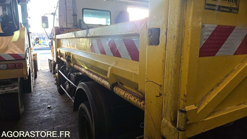 Cabeza tractora RENAULT CAM - 2004 - BP-101-EG