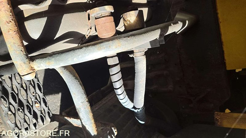 Cabeza tractora RENAULT CAM - 2004 - BP-101-EG