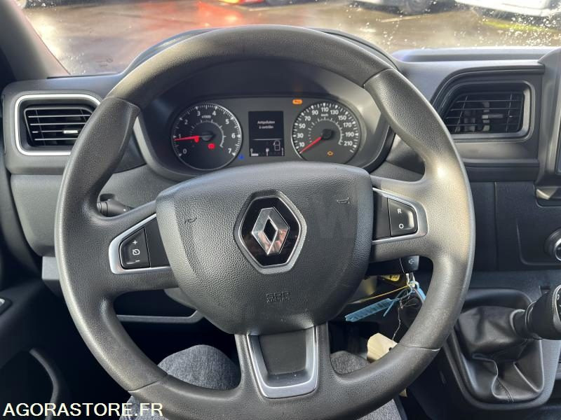 Cabeza tractora RENAULT MASTER - 2021 - 167 829KM