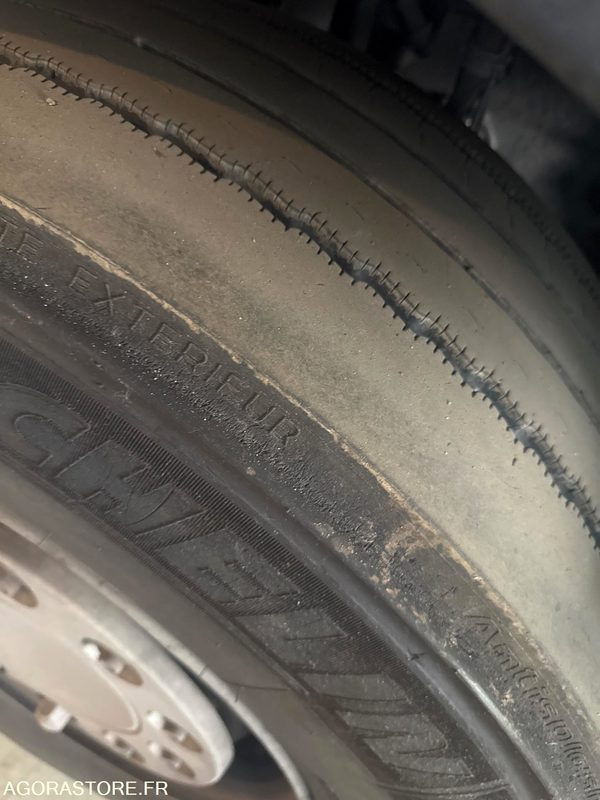 Cabeza tractora RENAULT T 480 - 593 951KM - 2017