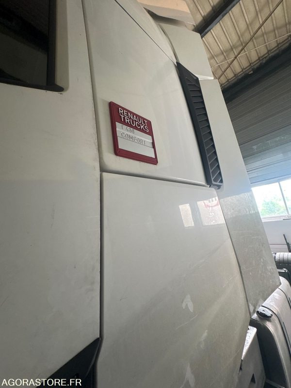 Cabeza tractora RENAULT T 480 + CLIM DE NUIT - 589809KM - 2016