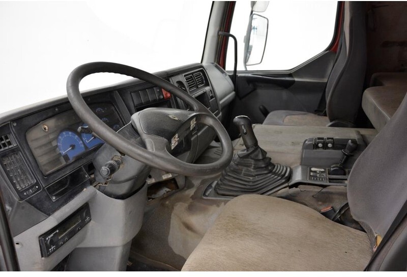 Cabeza tractora Renault Kerax 420 DCi: foto 7