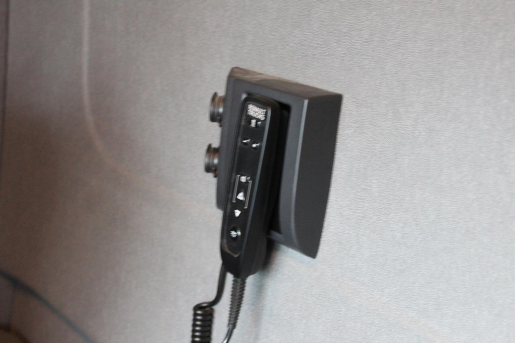 Cabeza tractora Renault T460 Retarder   2 Tanks   Standklima   VIN : KD