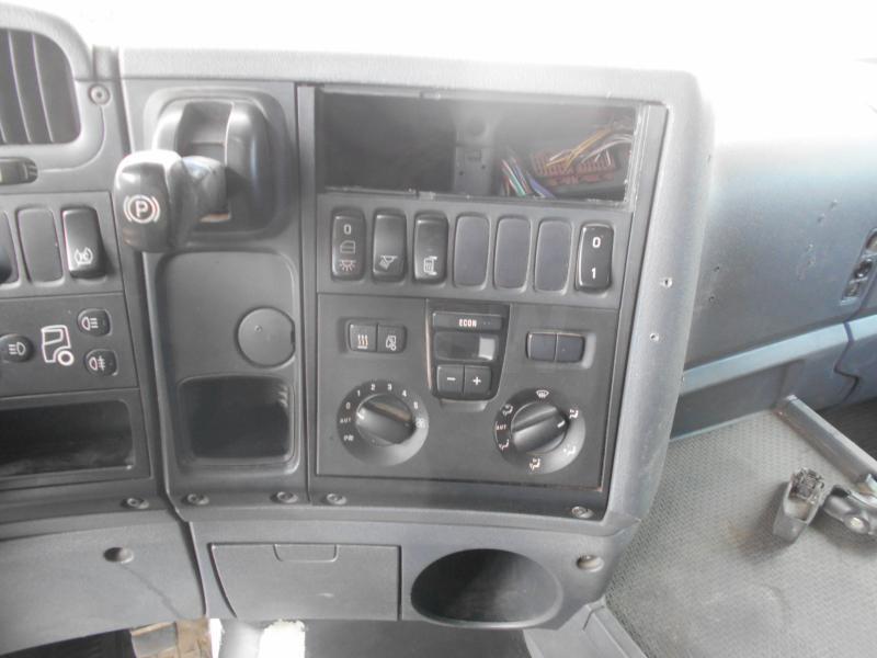 Cabeza tractora Scania R 480: foto 10