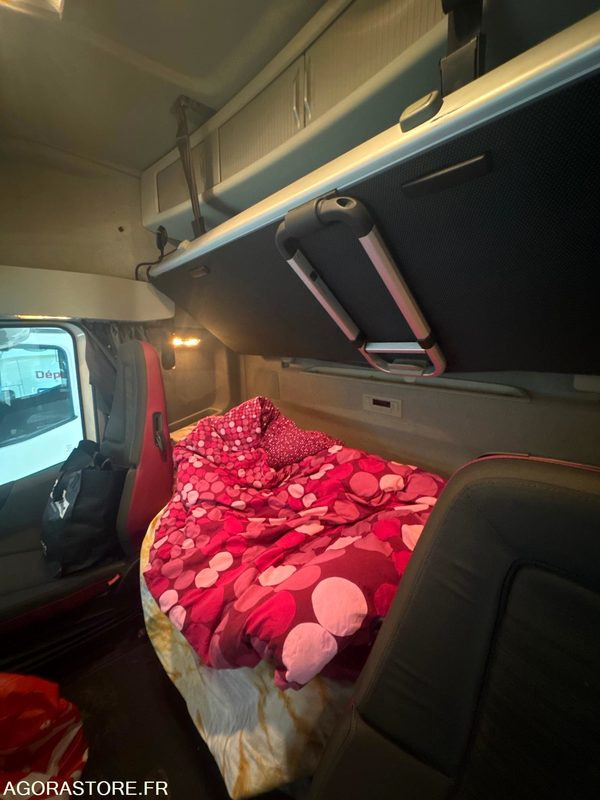 Cabeza tractora VOLVO FH 500 - 616 540KM - 2015