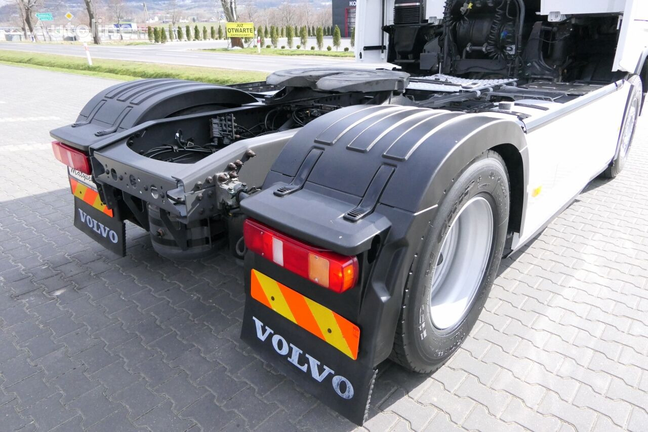 Cabeza tractora Volvo FH 460: foto 16