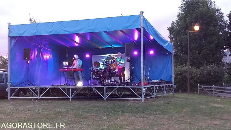 Casa contenedor Podium / scène 6x8m 2018