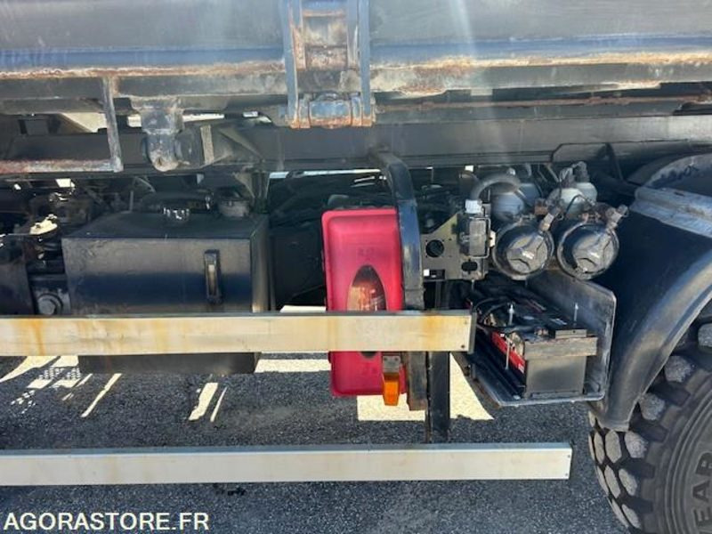 Camión CAMION 4X4 MERCEDES UNIMOG U5000 2009 62289 KM 4667 HEURES