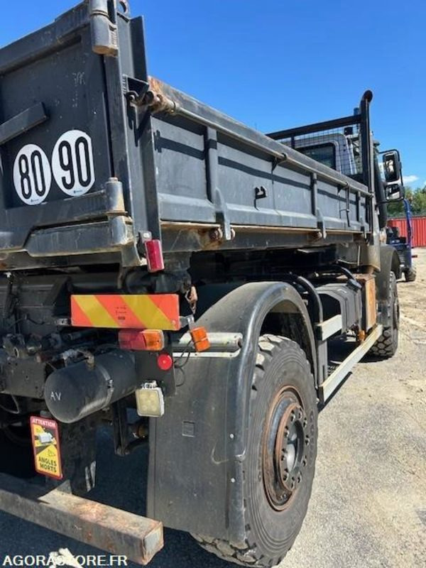 Camión CAMION 4X4 MERCEDES UNIMOG U5000 2009 62289 KM 4667 HEURES