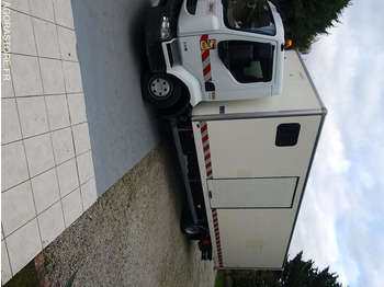 Camión  CAMION PORTEUR RENAULT ATELIER ET BASE DE VIE