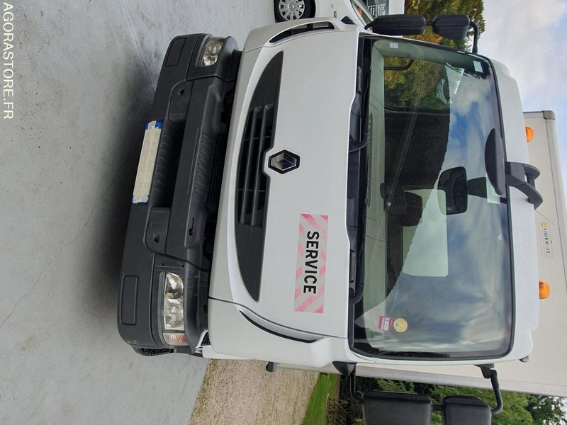Camión CAMION PORTEUR RENAULT ATELIER ET BASE DE VIE