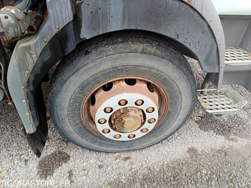 Camión Camion 16 tonnes Renault Midlum BF 296 VM
