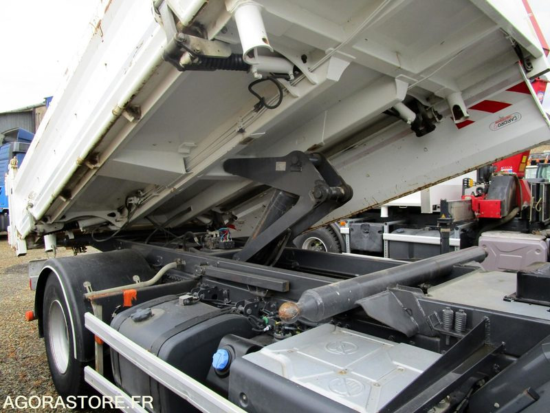 Camión Camion Porteur Tribenne Renault D.wide 250 - 2019 - 84 750km - TRES BON ETAT