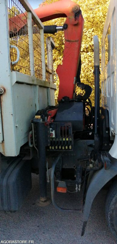 Camión Camion benne avec grue - Renault Midlum 2001 293846kms