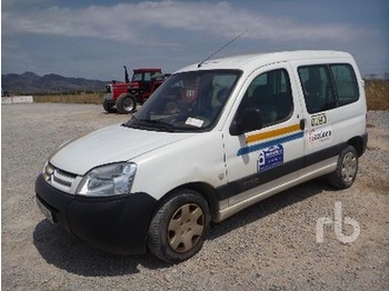 Citroen BERLINGO 2.0 - Camión caja cerrada