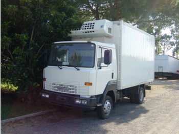 Nissan ECO T135 - Camión cisterna