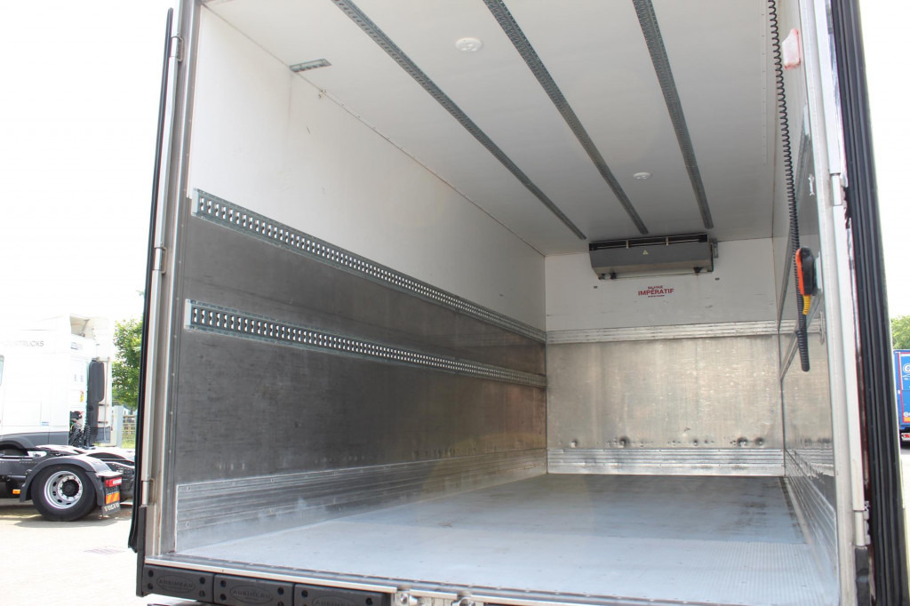 Camión frigorífico Daf LF 260 E6  Carrier Supra 550   Strom  Tür   LBW