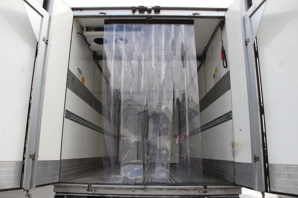 Camión frigorífico MAN TGM 15.250   CS1250 Tri-Temp LBW+Tür Voll Luft
