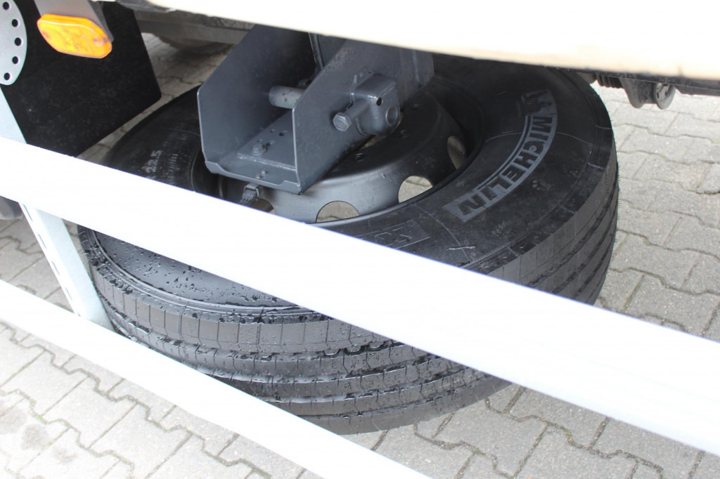 Camión lona Iveco 190-250L E6 Pritsche-Plane LDW LBW