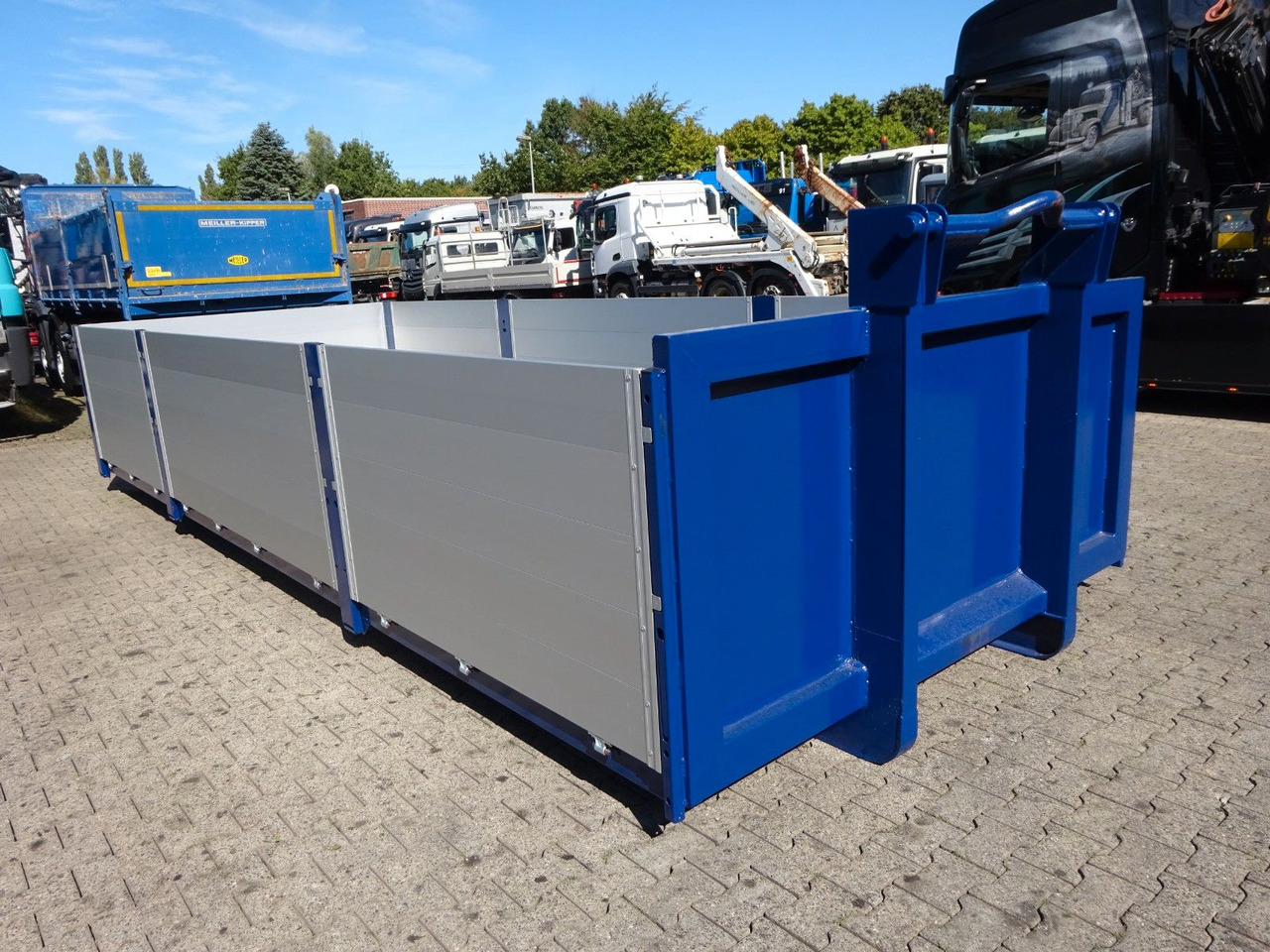 Camión multibasculante 12 cbm Abrollcontainer Pritsche