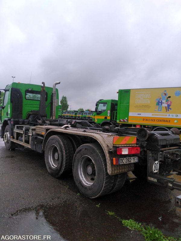 Camión multibasculante 1 Ampliroll Renault 26t