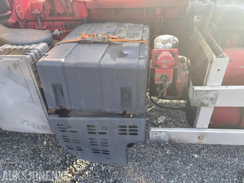 Camión multibasculante 2005 Iveco 260S48 krokløft