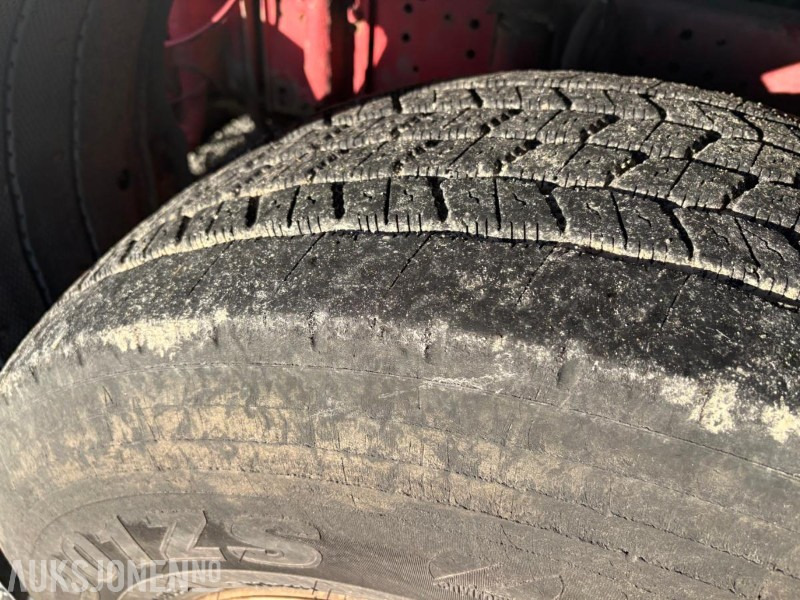 Camión multibasculante 2005 Iveco 260S48 krokløft