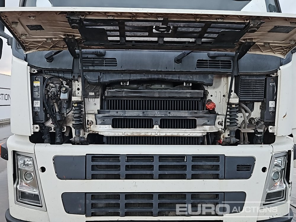 Camión multibasculante 2005 Volvo FM12 340