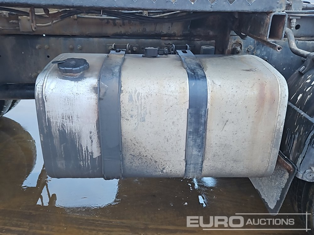 Camión multibasculante 2005 Volvo FM12 340