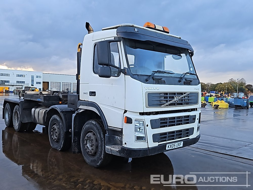 Camión multibasculante 2005 Volvo FM12 340