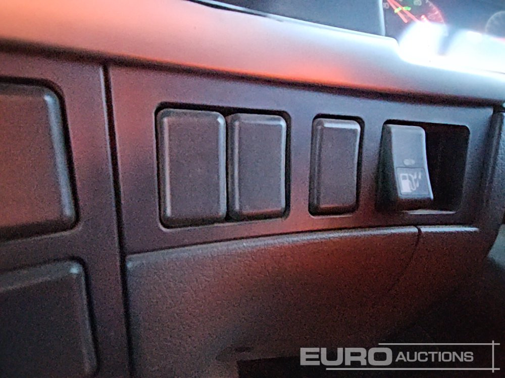 Camión multibasculante 2005 Volvo FM12 340