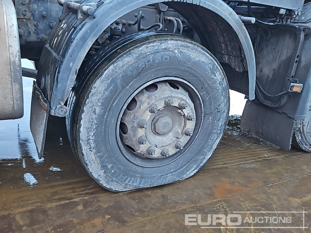 Camión multibasculante 2005 Volvo FM12 340