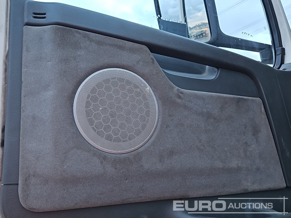 Camión multibasculante 2005 Volvo FM12 340