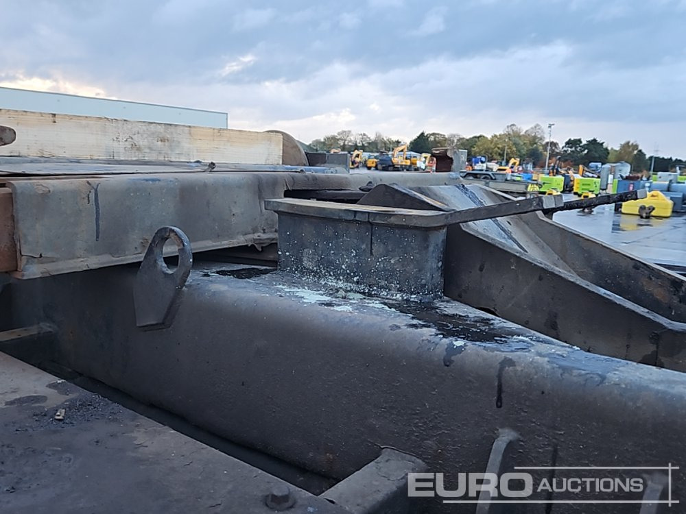 Camión multibasculante 2005 Volvo FM12 340