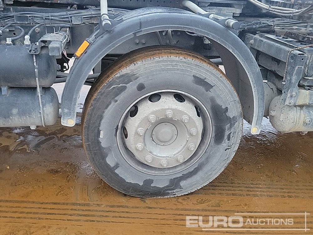 Camión multibasculante 2011 DAF 85CF-410