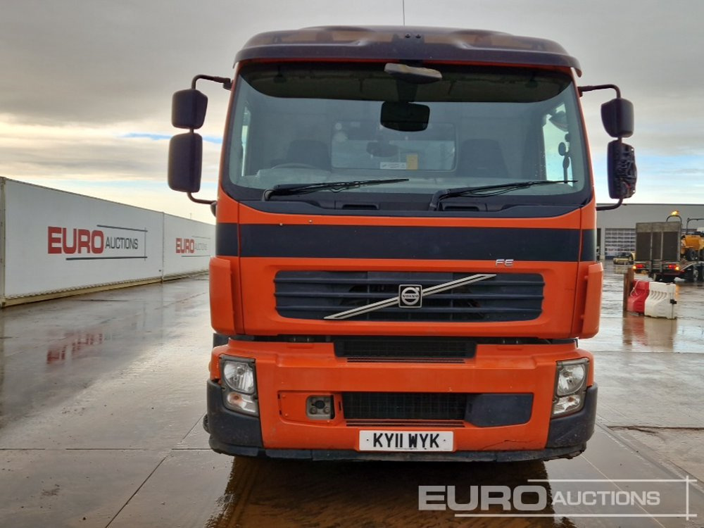 Camión multibasculante 2011 Volvo FE 260