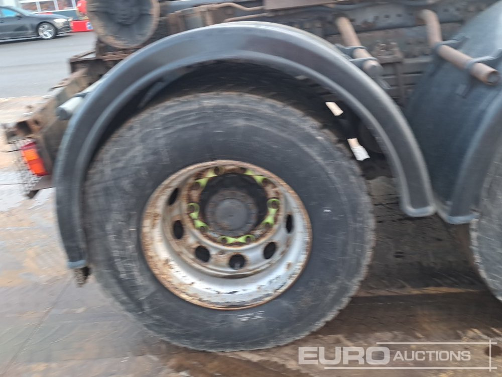 Camión multibasculante 2011 Volvo FM