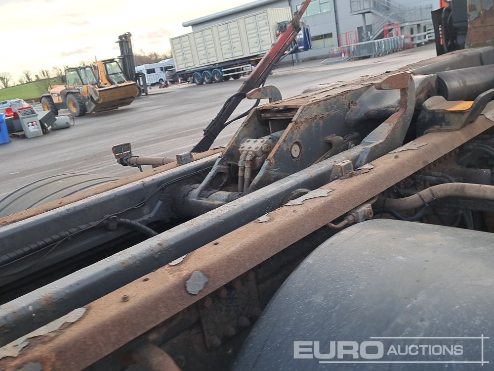 Camión multibasculante 2011 Volvo FM