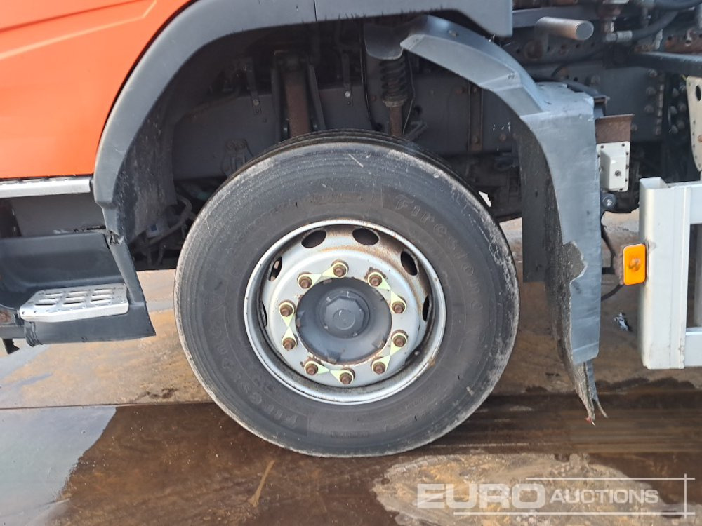 Camión multibasculante 2011 Volvo FM