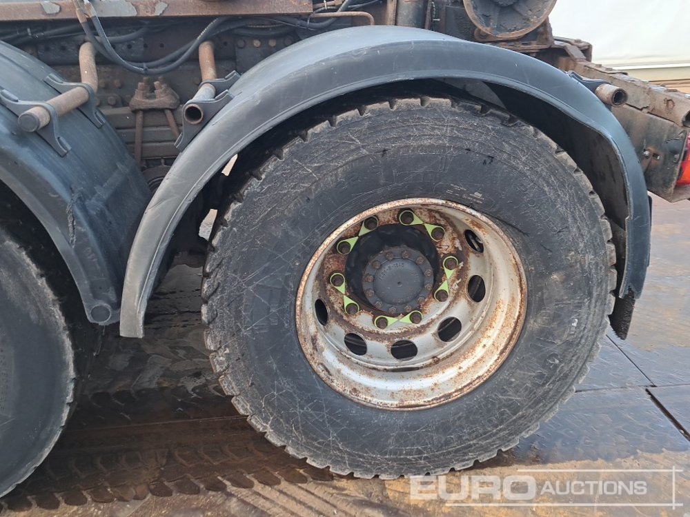 Camión multibasculante 2011 Volvo FM