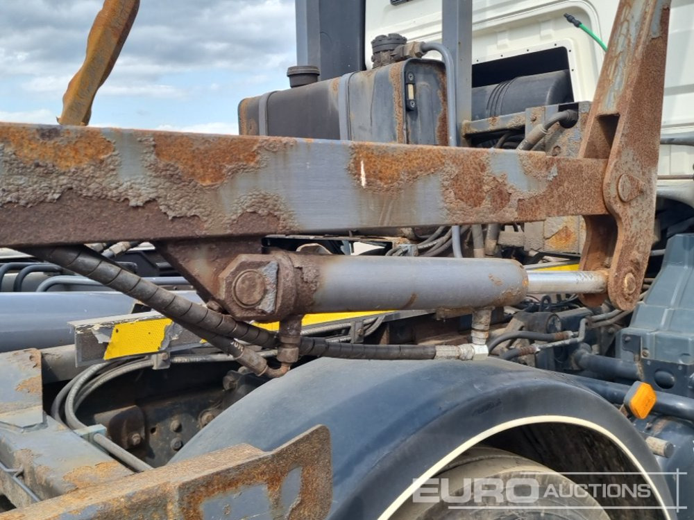 Camión multibasculante 2012 MAN 35.360