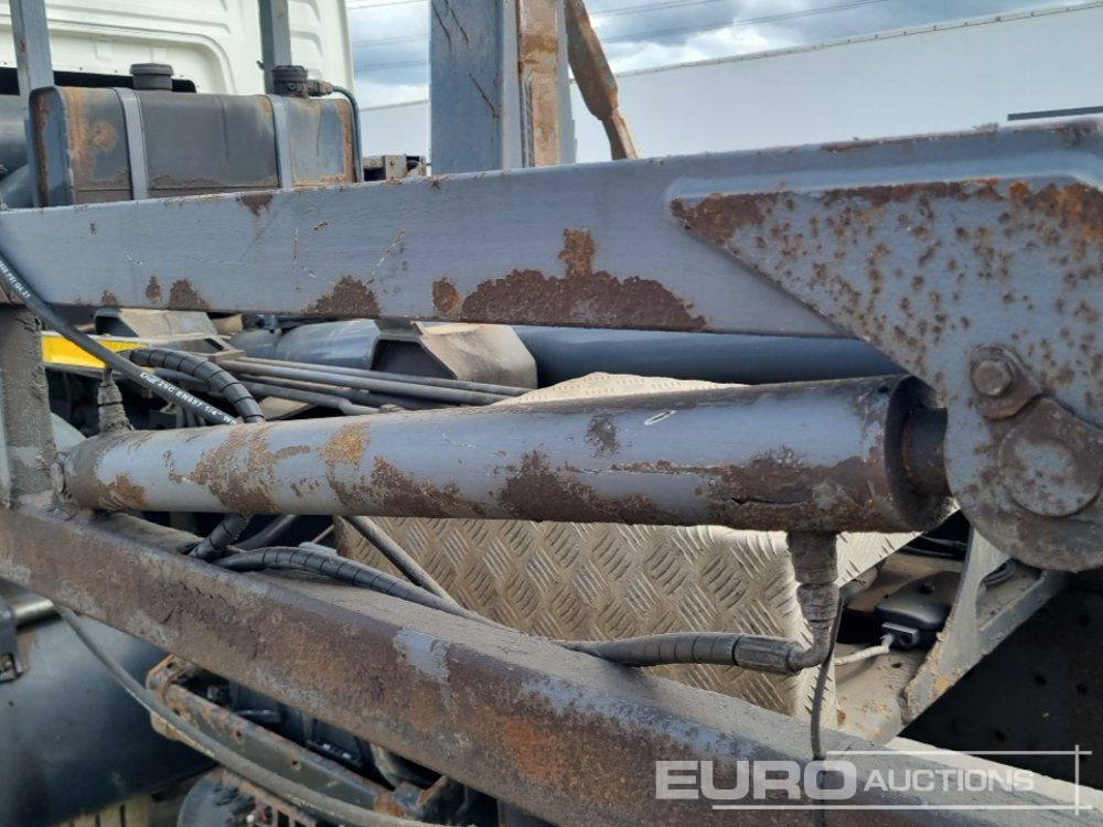 Camión multibasculante 2012 MAN 35.360