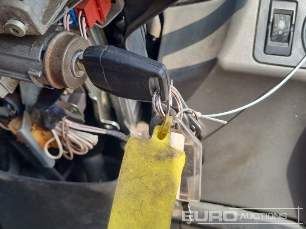 Camión multibasculante 2012 MAN 35.360