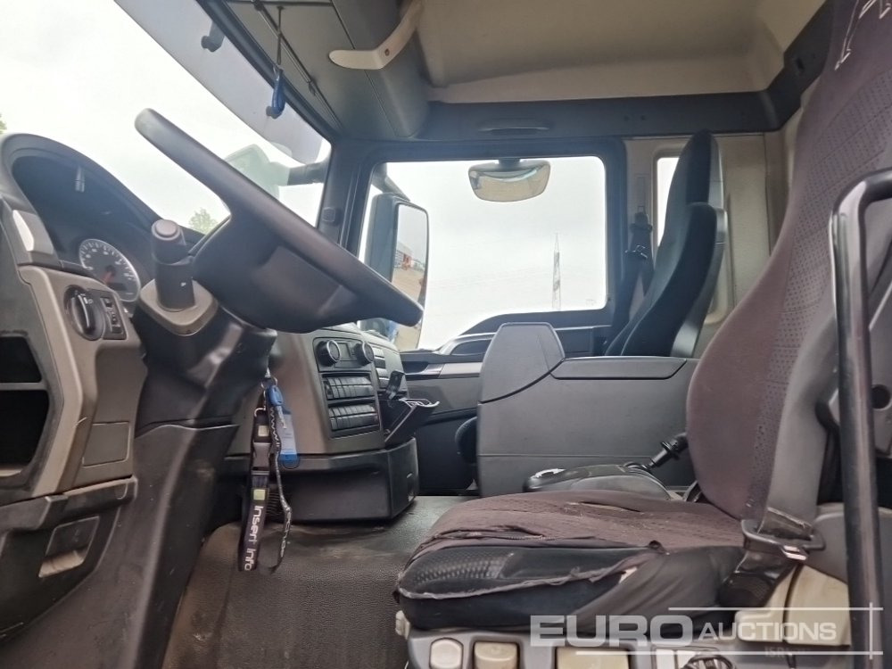 Camión multibasculante 2012 MAN TGS 26.440