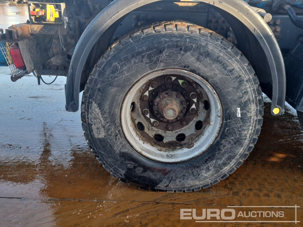 Camión multibasculante 2012 Scania P360