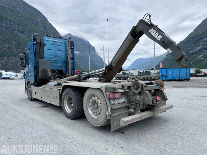 Camión multibasculante 2016 Volvo FH540 - Krokbil - JOAB krokløft med fjernstyring - Bevogrip sandstøere - Nylig EU godkjent
