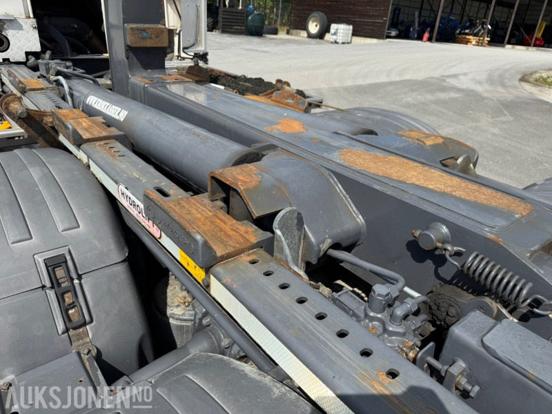 Camión multibasculante 2017 Scania R730 4-akslet krokbil 8X4, EURO 6, KRANHYDRAULIKK, EVOLUTION 125